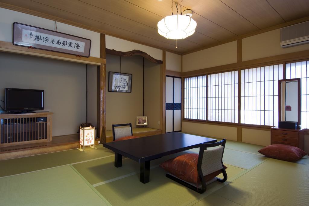 Ekinariya Ryokan คุซาสึ ห้อง รูปภาพ