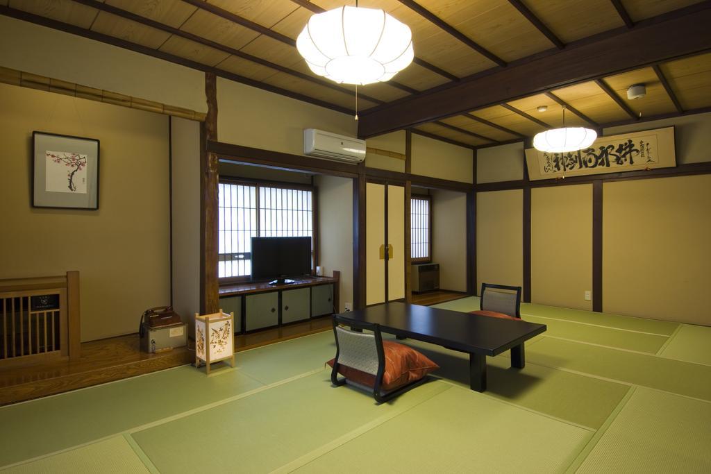 Ekinariya Ryokan คุซาสึ ห้อง รูปภาพ