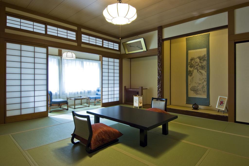 Ekinariya Ryokan คุซาสึ ห้อง รูปภาพ