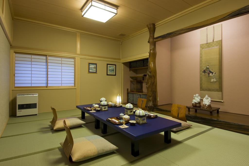 Ekinariya Ryokan คุซาสึ ภายนอก รูปภาพ