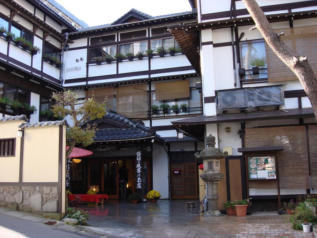 Ekinariya Ryokan คุซาสึ ภายนอก รูปภาพ